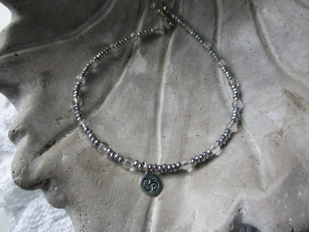 om anklet, om jewelry
